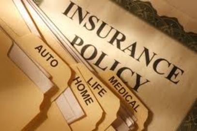 How Does An Insurance Salesman Quote Car Insurance Rates?