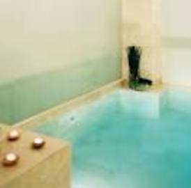 Treaments And Massages Offered At Toronto Spa