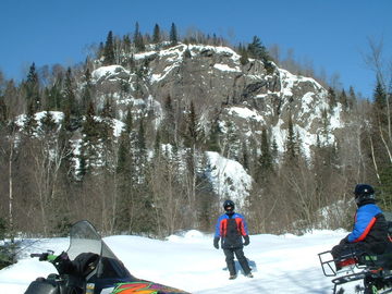 Ontario Snowmobile Vacations - Beginner's Guide