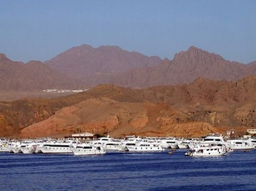 Snorkeling Vacations On Egypt's Red Sea Coast
