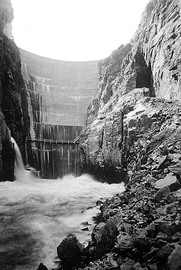 Buffalo Bill Dam In Wyoming - A Great Vacations And Travel Destination