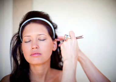 What You Should Know About Airbrush Makeup